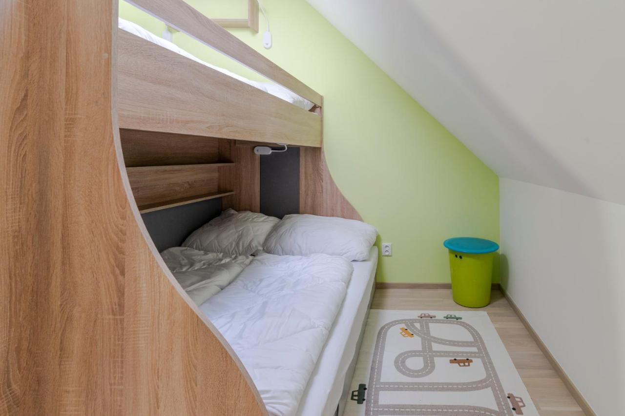Apartmán Horní Mísečky - luxusní ubytování pro dvě rodiny s dětmi Horni Misecky Exterior foto