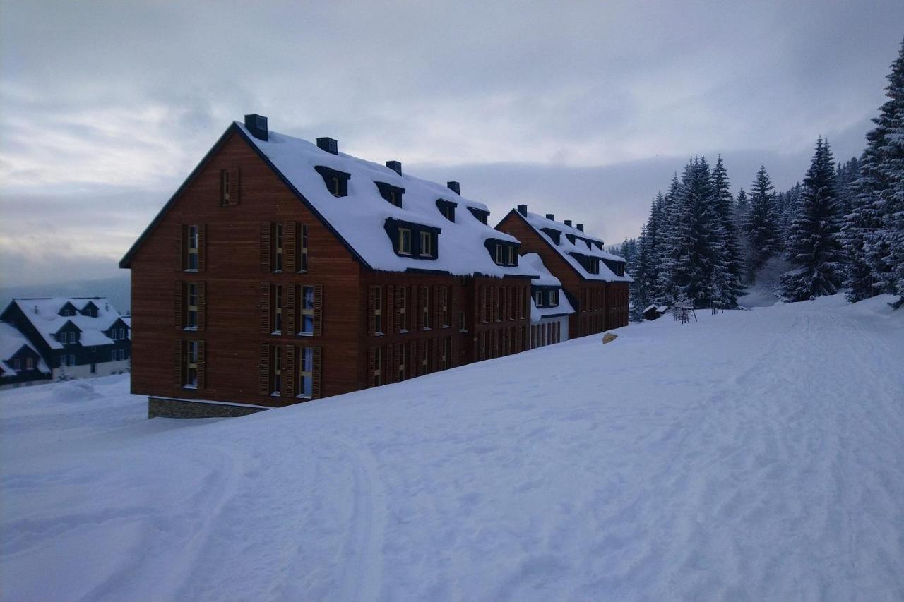 Apartmán Horní Mísečky - luxusní ubytování pro dvě rodiny s dětmi Horni Misecky Exterior foto